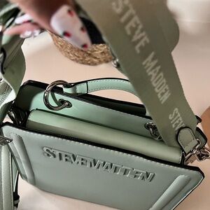 STEVE MADDEN PURSE BNWOT